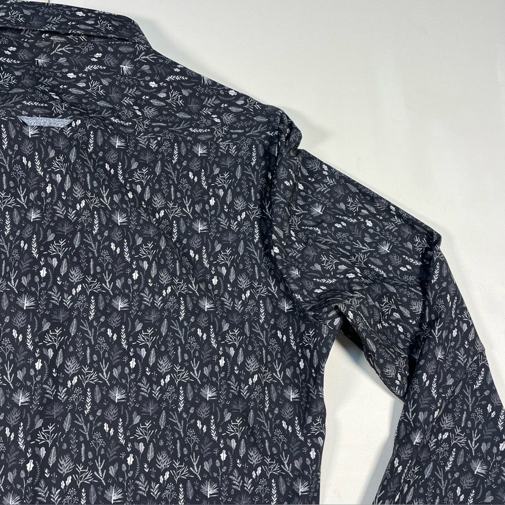 7 Diamonds Men's Black and White Patterned Button-Down Shirt - Picture 15 of 16